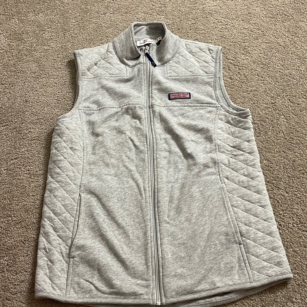 Vineyard Vines vest